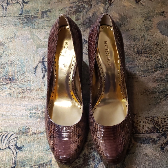 BCBG - Picture 1 of 6